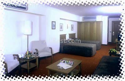 Central Hotel 1